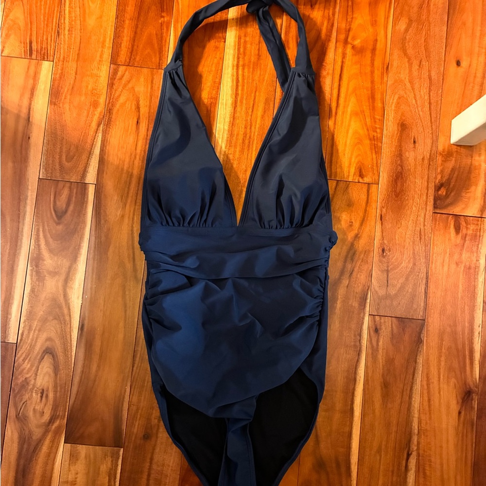 Cupshe dark navy Ruched One-Piece Swimsuit